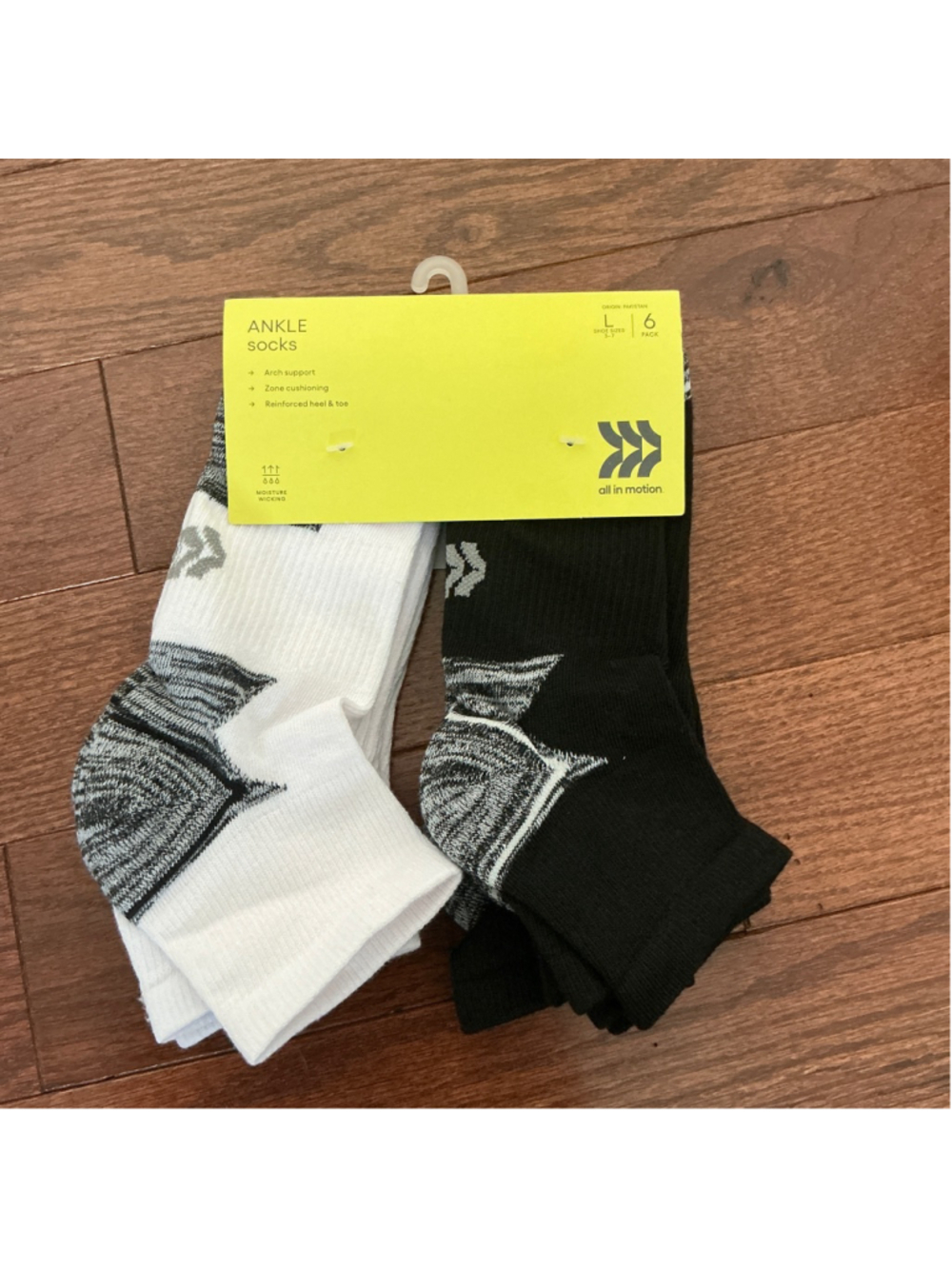 All in Motion Ankle Athletic Socks Black/White 6-Pack Large